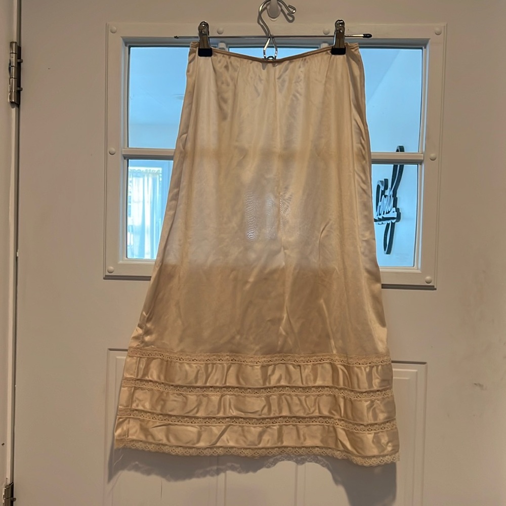 Vintage Slip